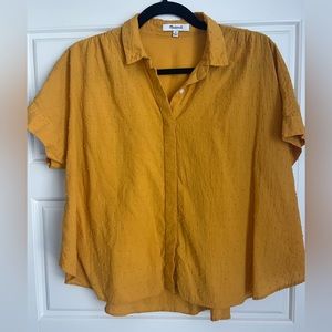 Madewell Cropped Yellow Short Sleeve Button Up